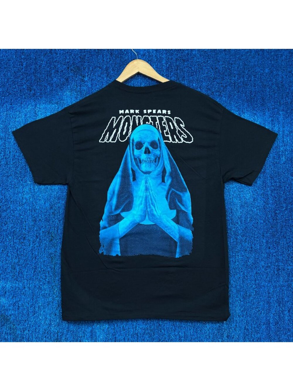 Mark Spears Monster Nun Horror T-Shirt Size Large